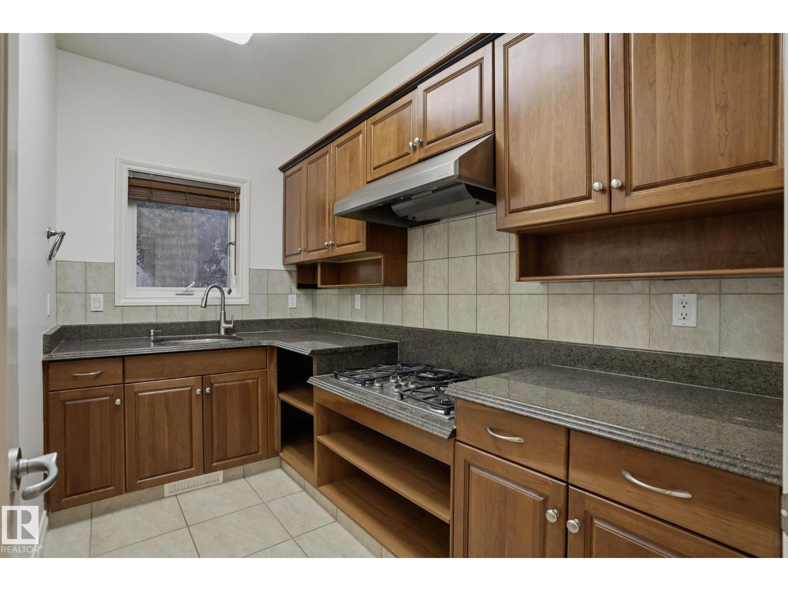 926 HOLLINGSWORTH BN NW - 7