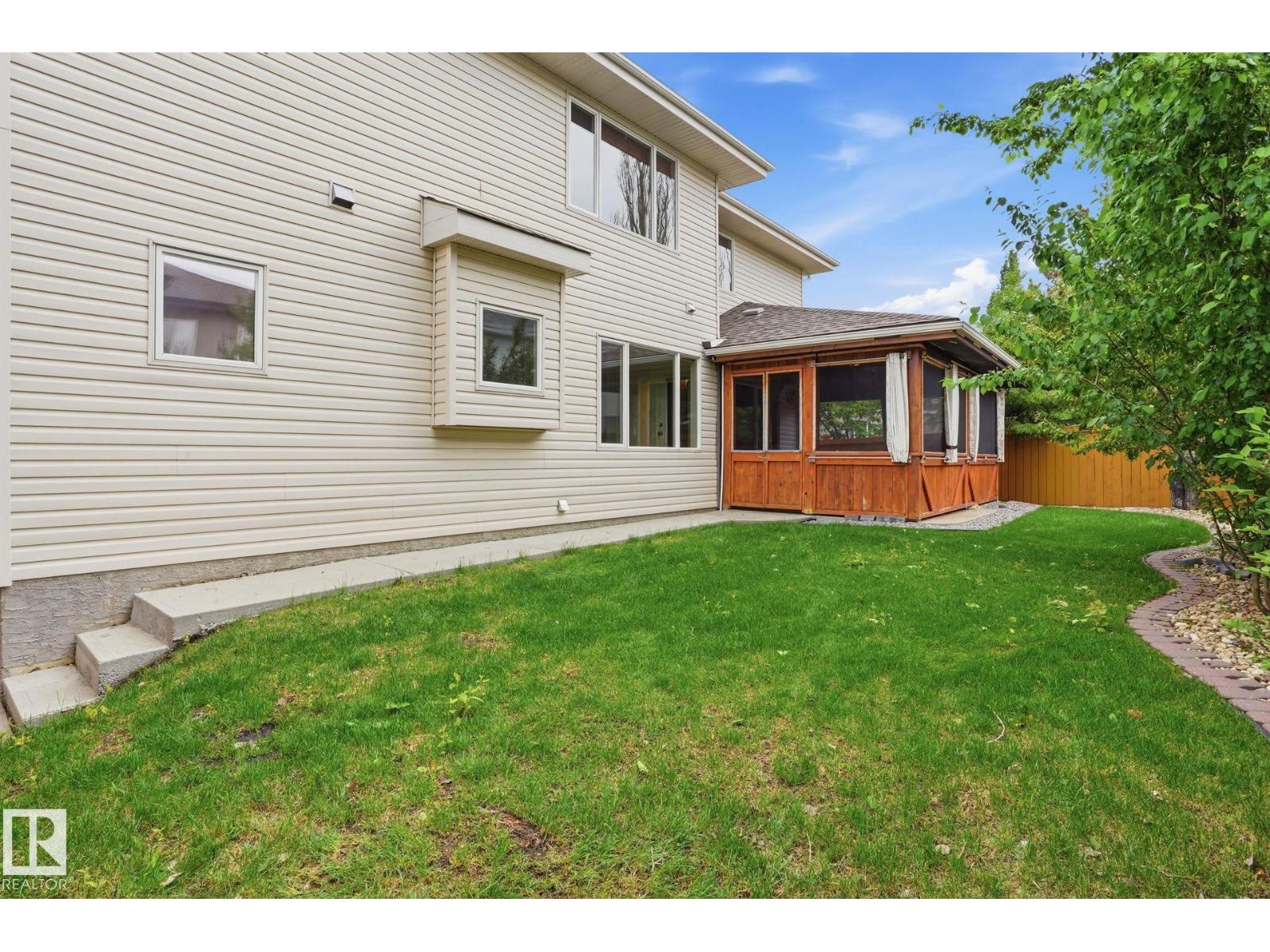 926 HOLLINGSWORTH BN NW - 72