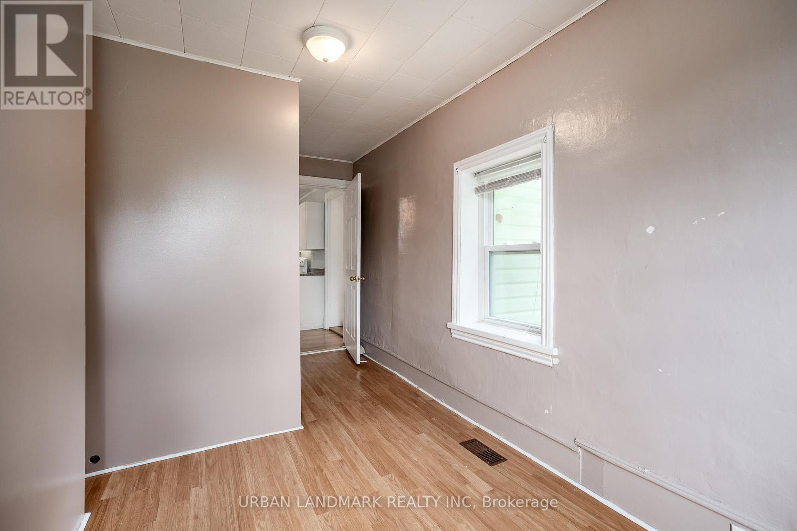 136 ST LAWRENCE STREET - Image 12