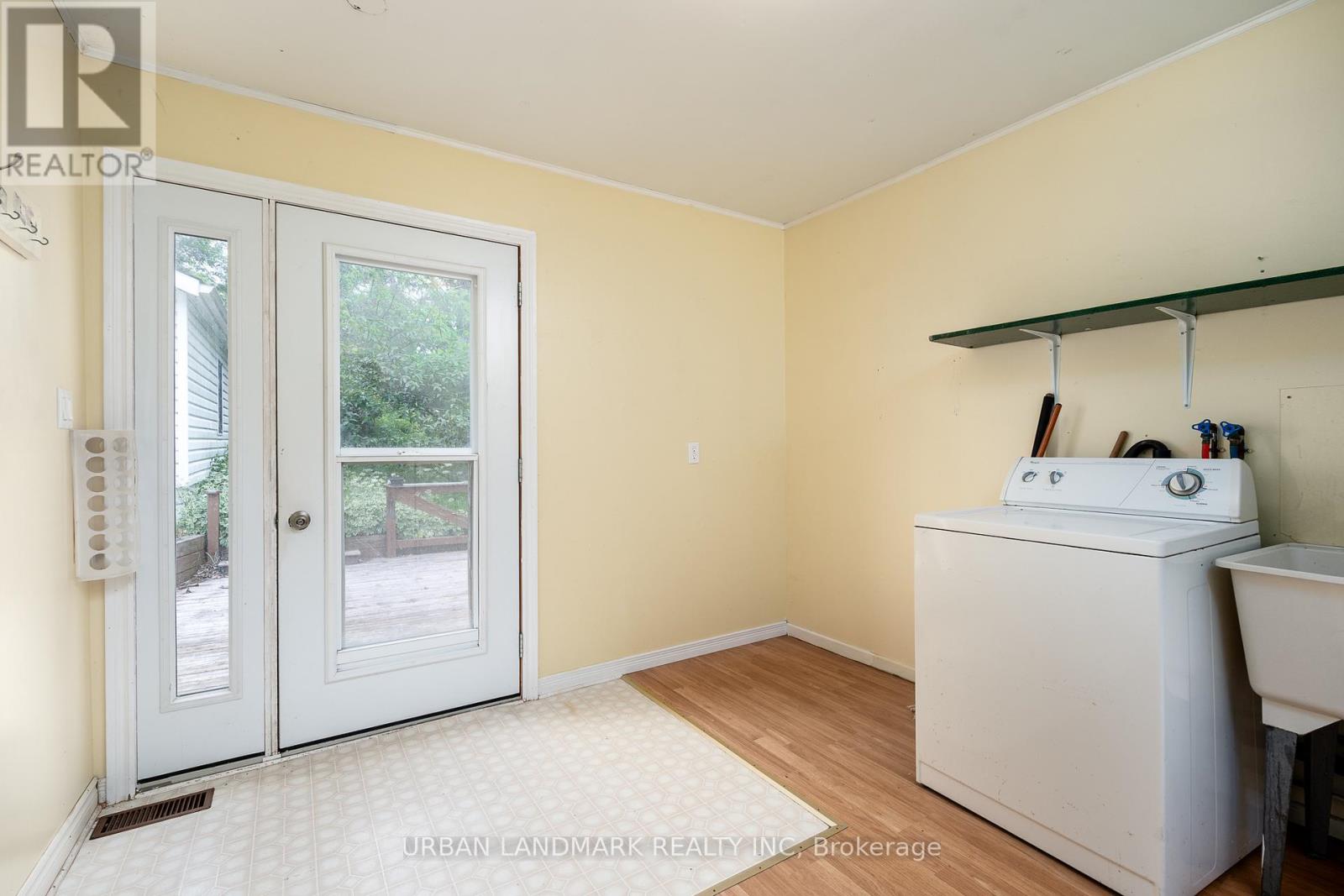 136 ST LAWRENCE STREET - Image 14