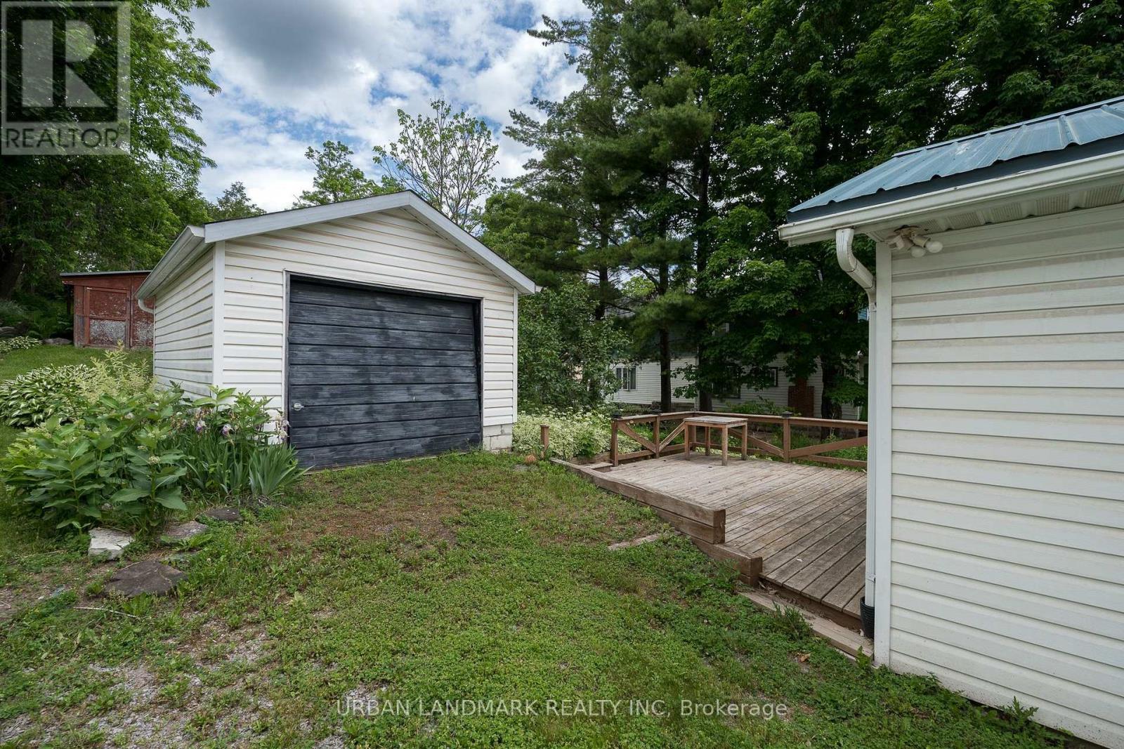 136 ST LAWRENCE STREET - Image 23