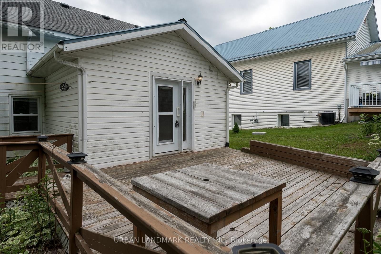 136 ST LAWRENCE STREET - 26