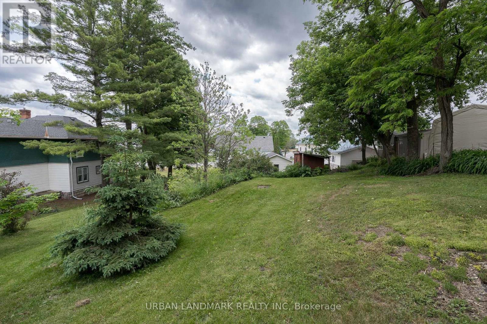 136 ST LAWRENCE STREET - Image 31
