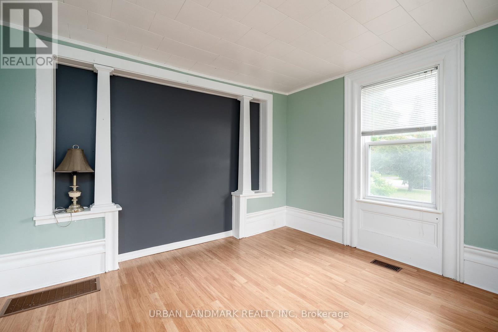 136 ST LAWRENCE STREET - 4