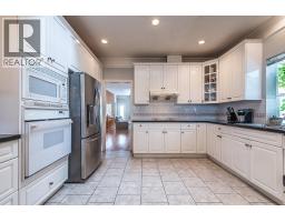 37979 Fifth Avenue, Squamish, BC V8B0A6 Photo 10