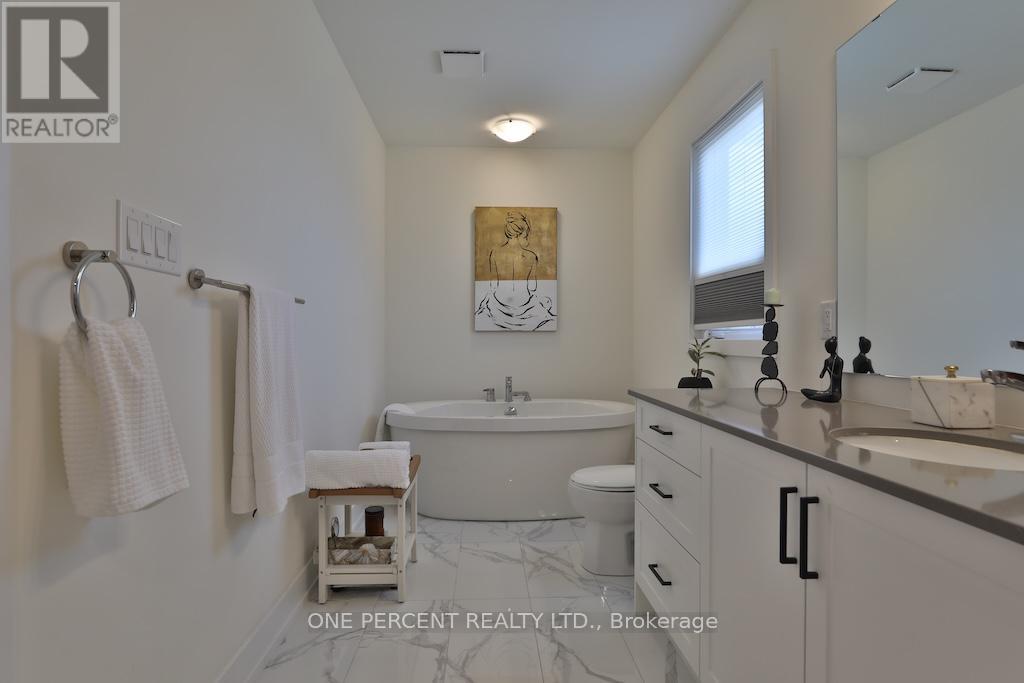 72 DUSENBURY DRIVE - 31