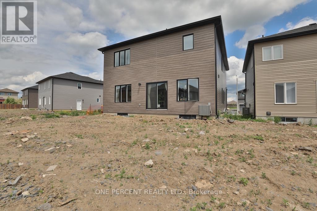 72 DUSENBURY DRIVE - 40