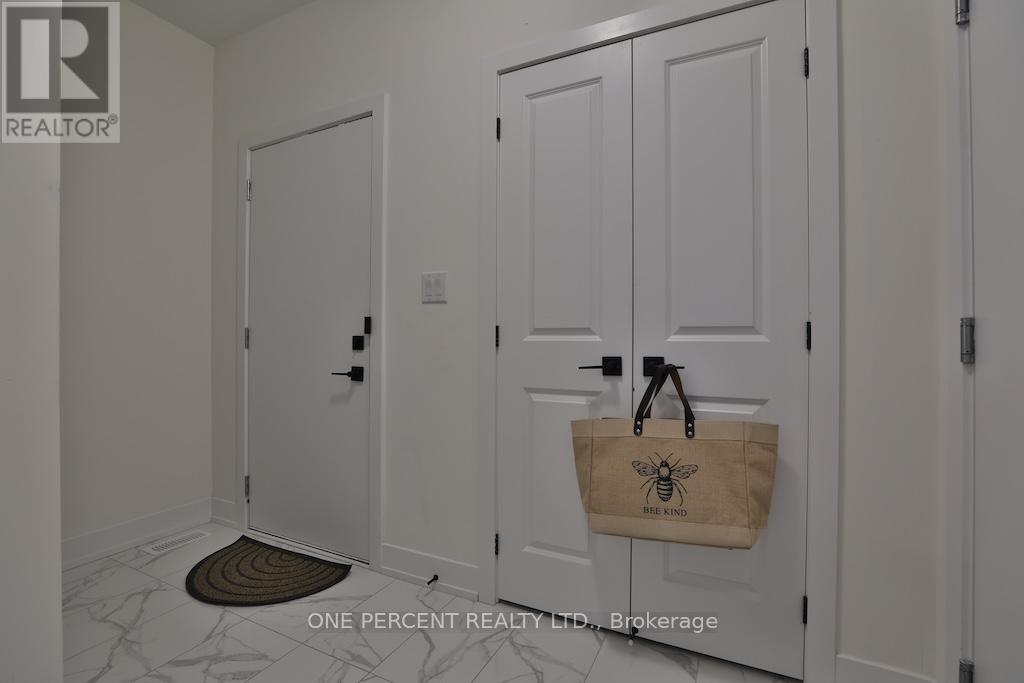 72 DUSENBURY DRIVE - 25
