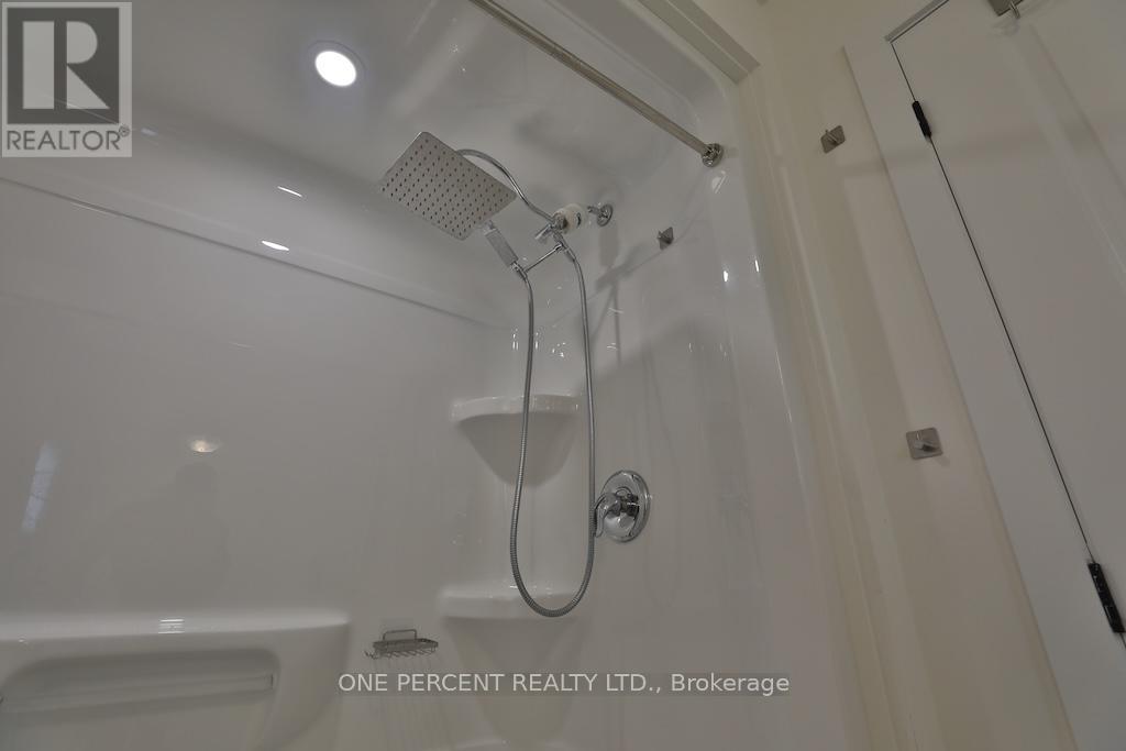72 DUSENBURY DRIVE - 34