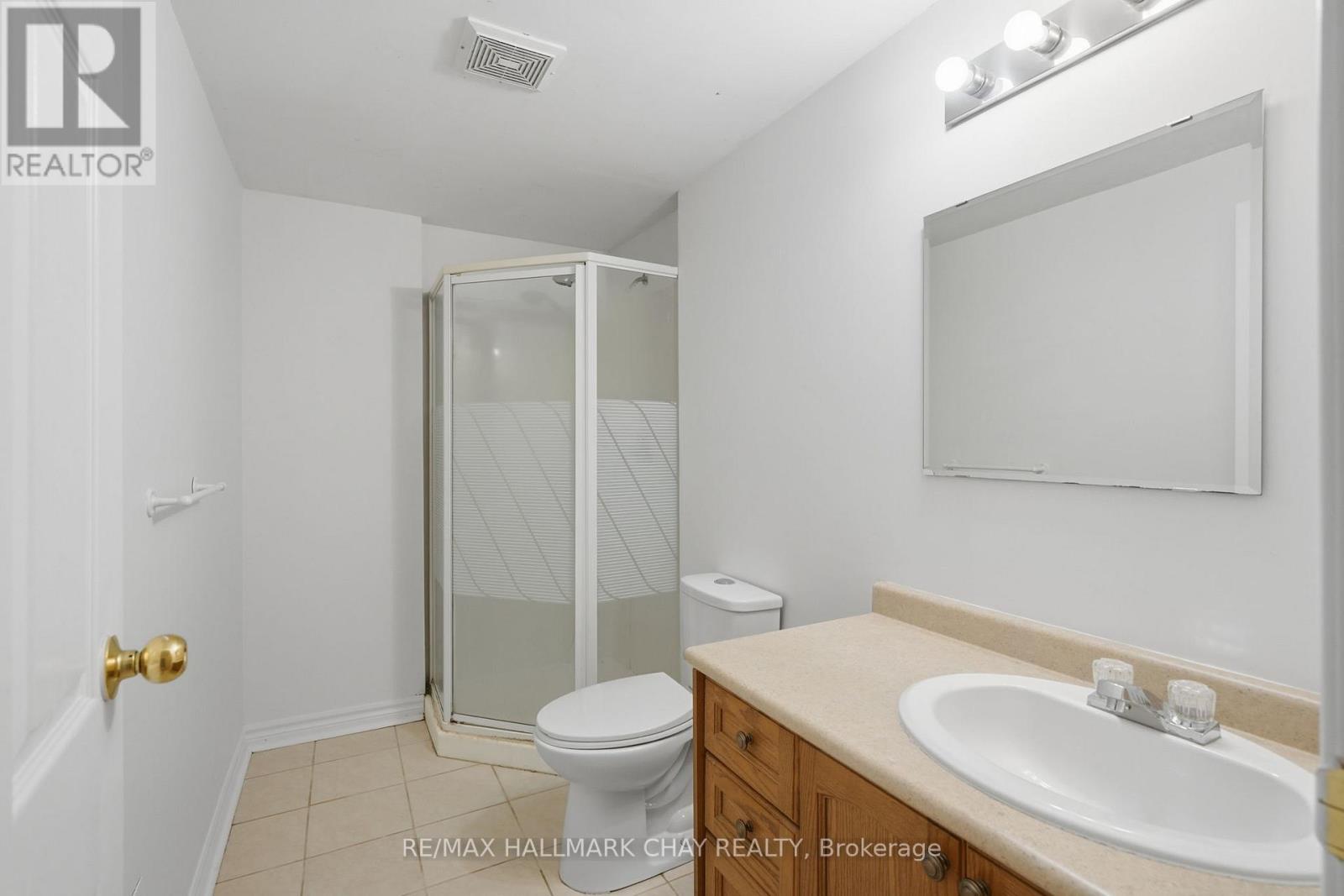 109 SOVEREIGNS GATE - 27
