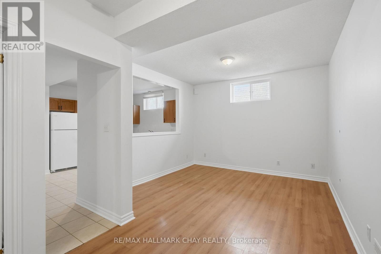 109 SOVEREIGNS GATE - 28