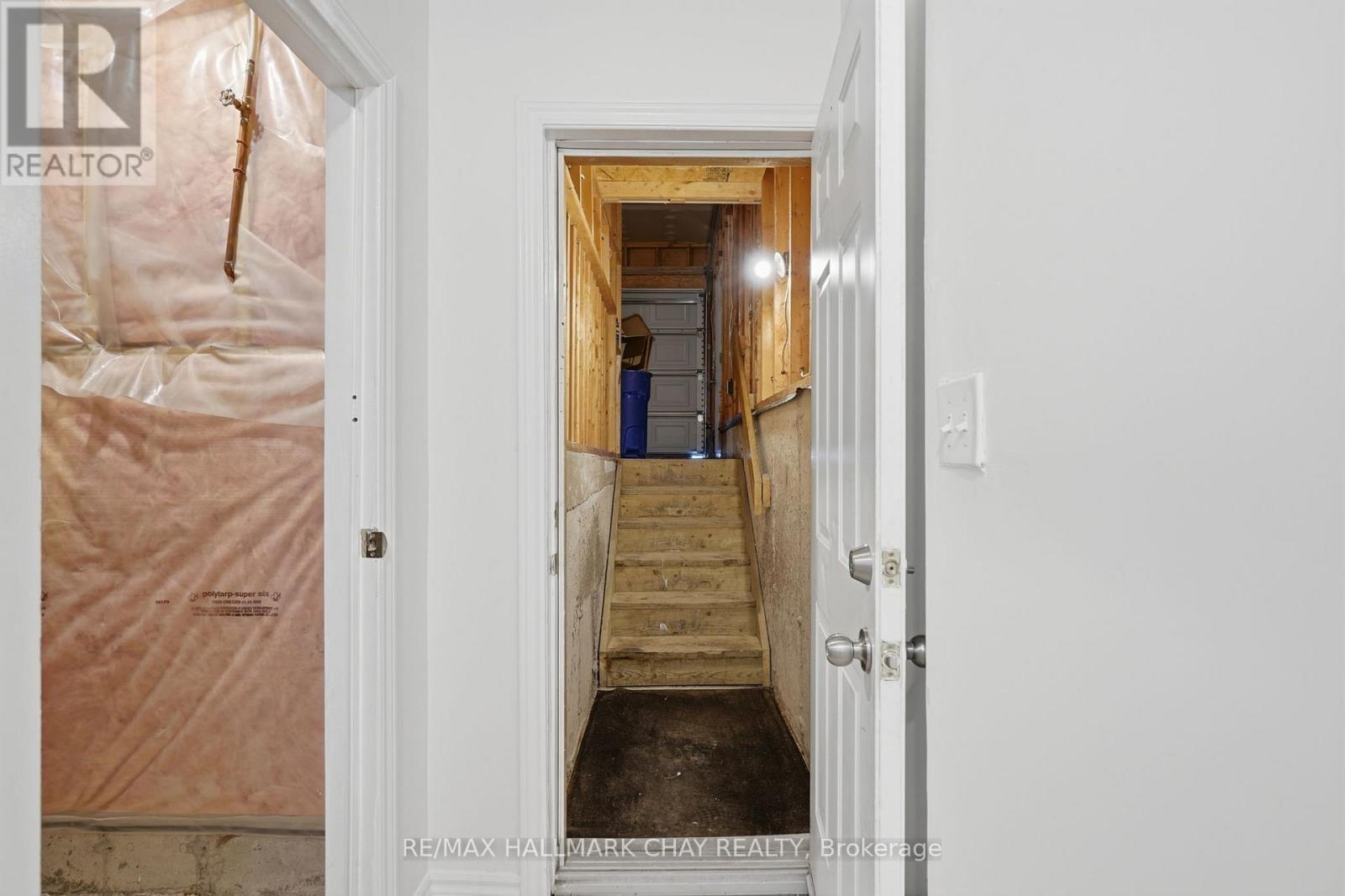 109 SOVEREIGNS GATE - 34