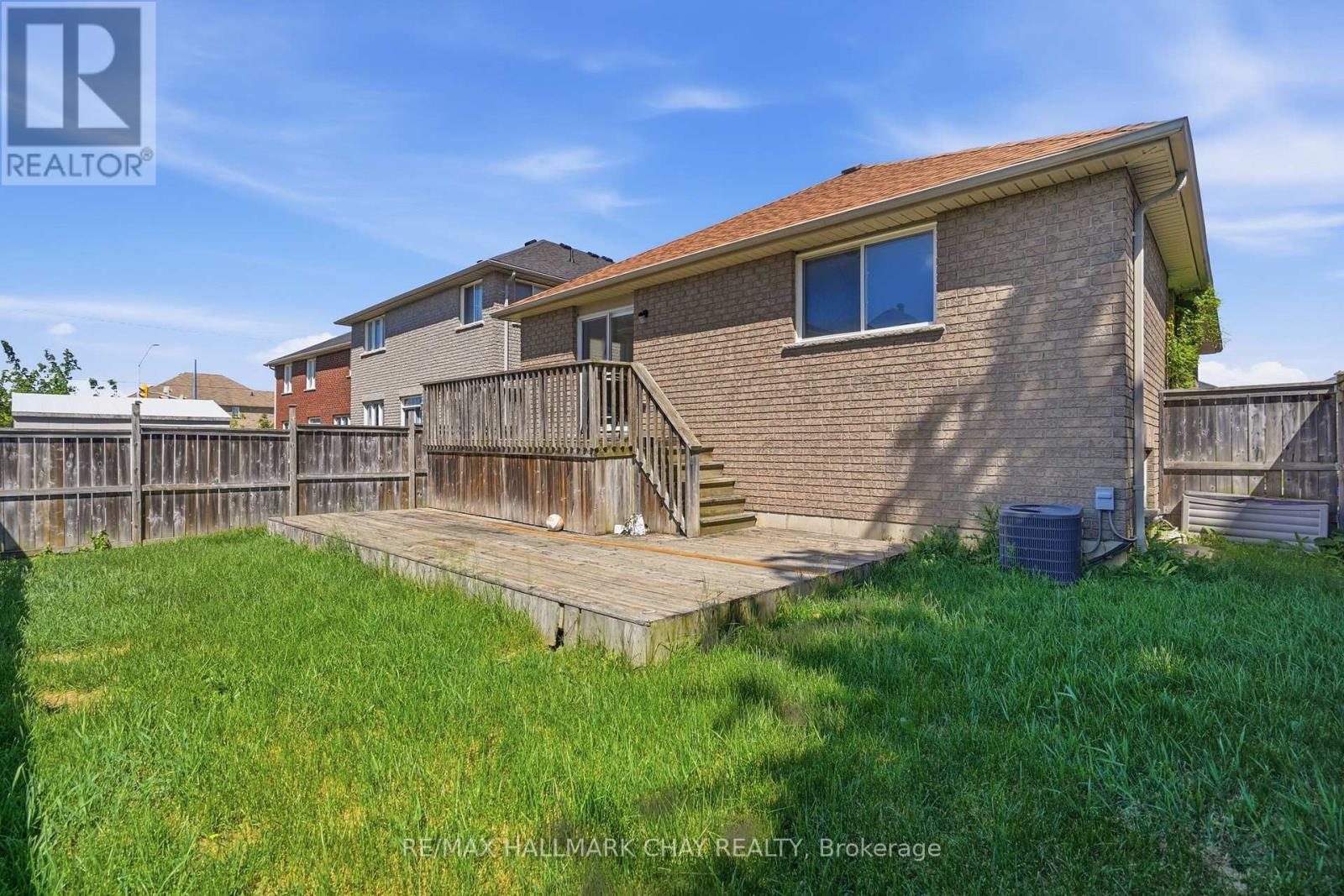 109 SOVEREIGNS GATE - 39