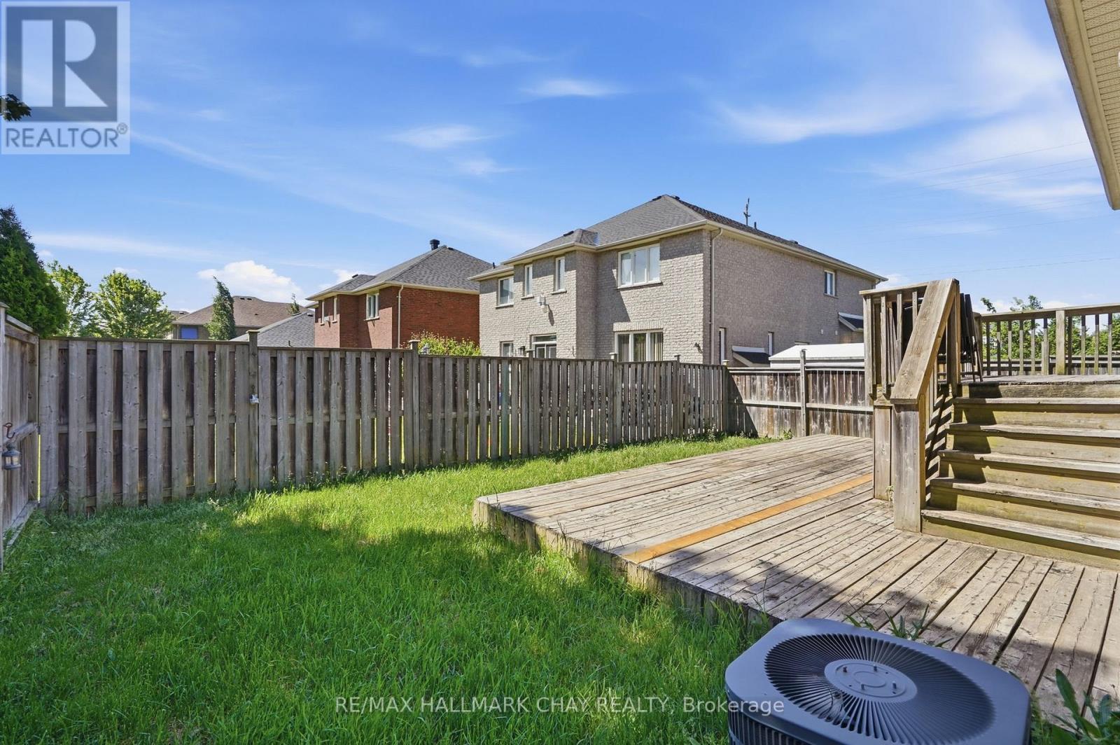 109 SOVEREIGNS GATE - 40
