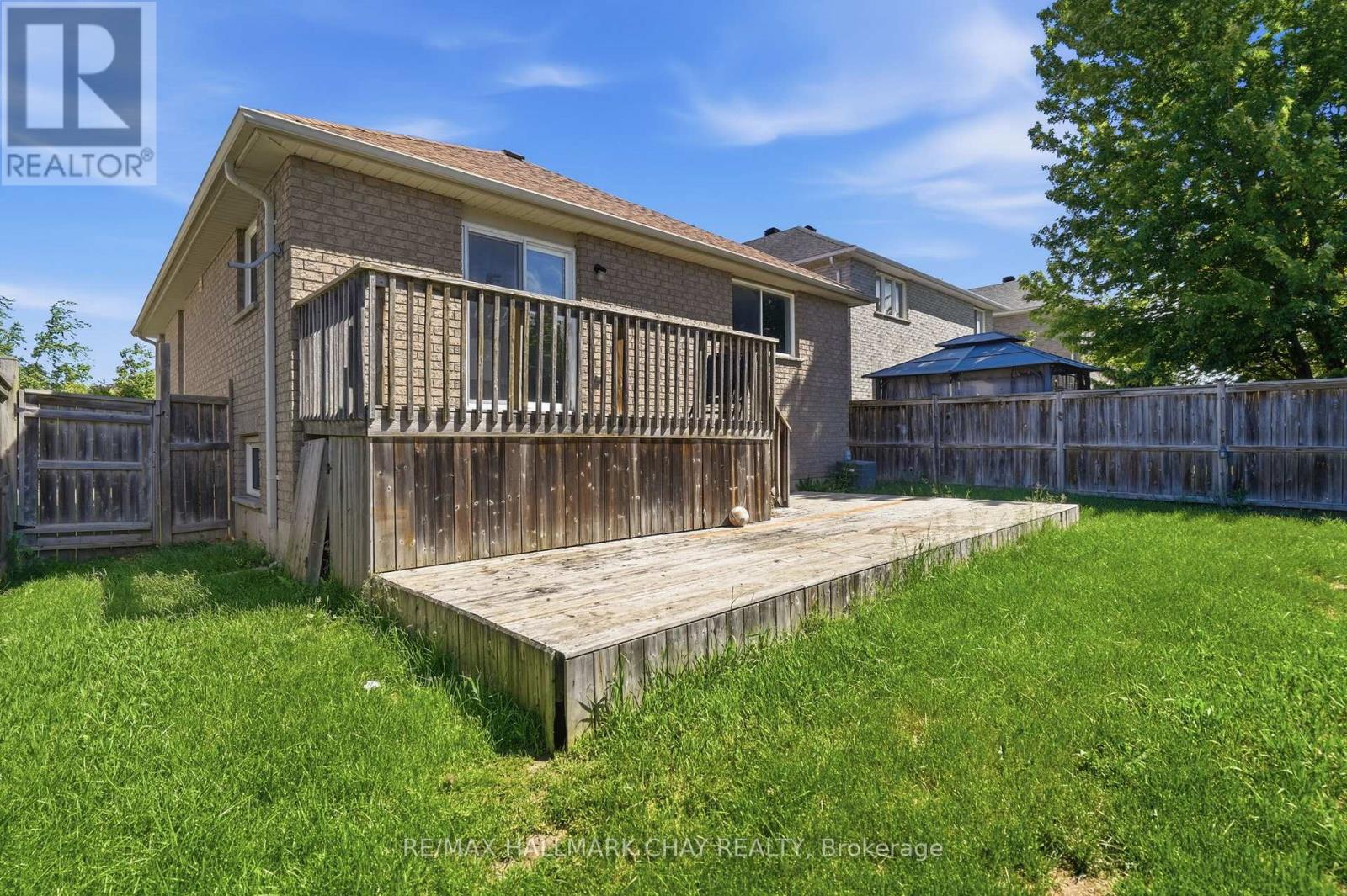 109 SOVEREIGNS GATE - 41