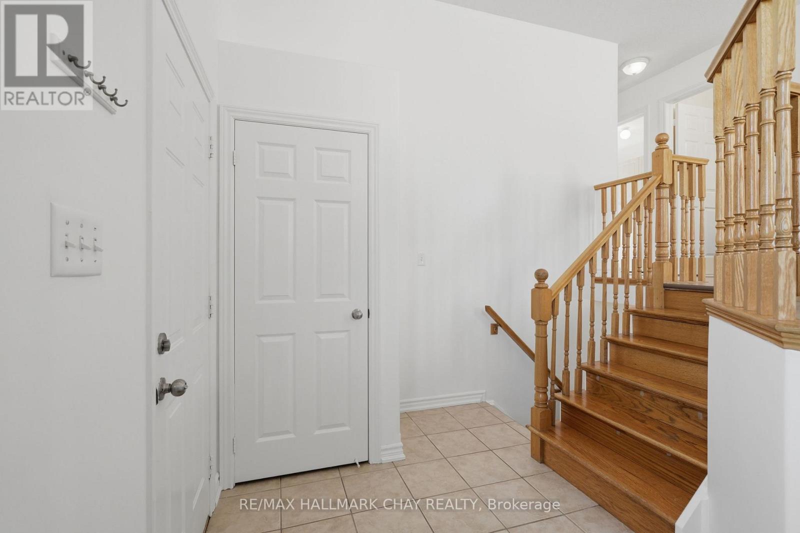 109 SOVEREIGNS GATE - 5