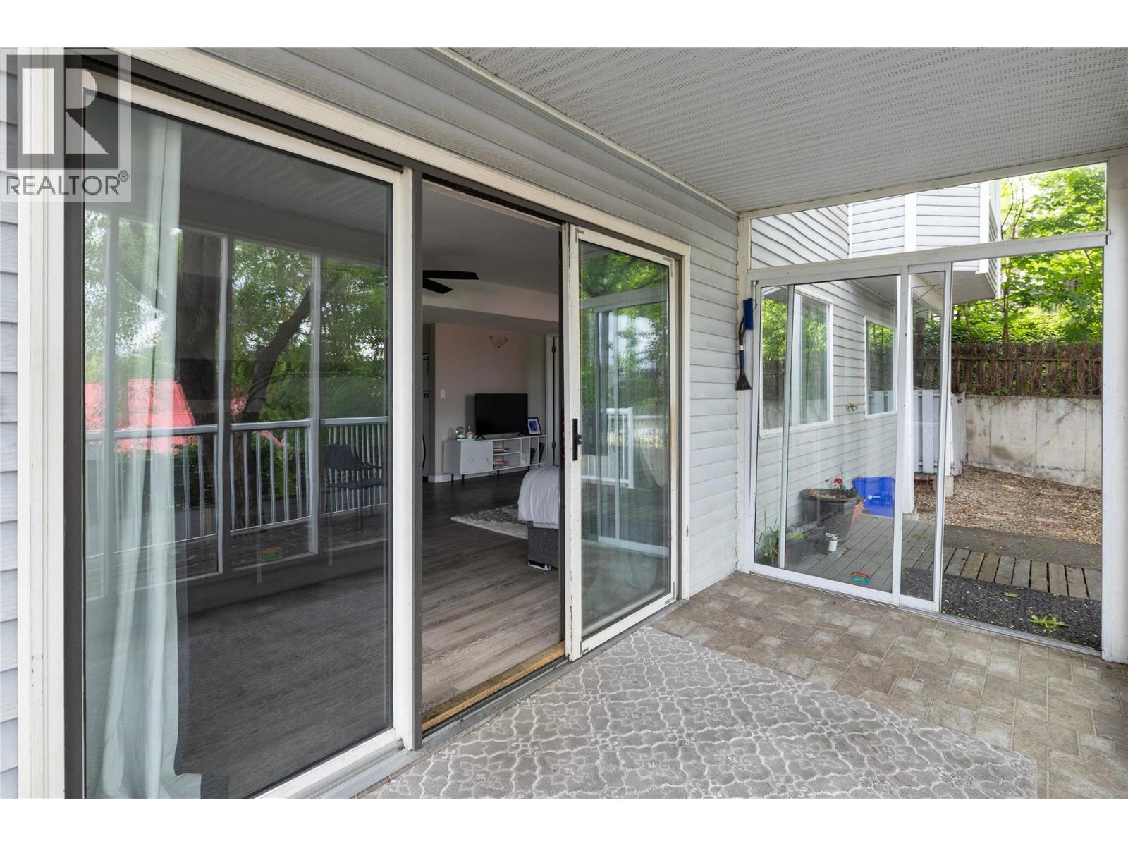 2904 24 Street - 33