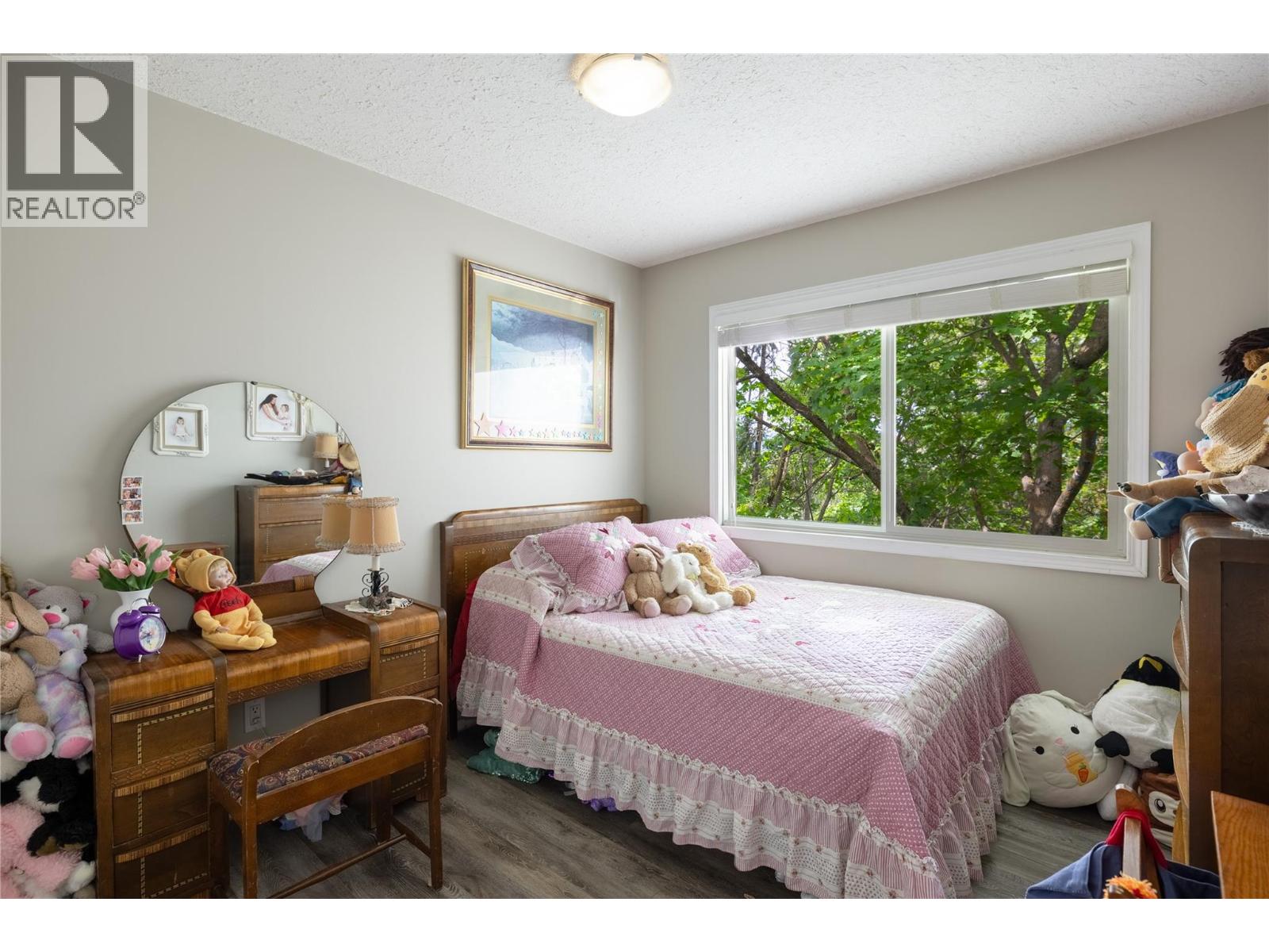 2904 24 Street - 30