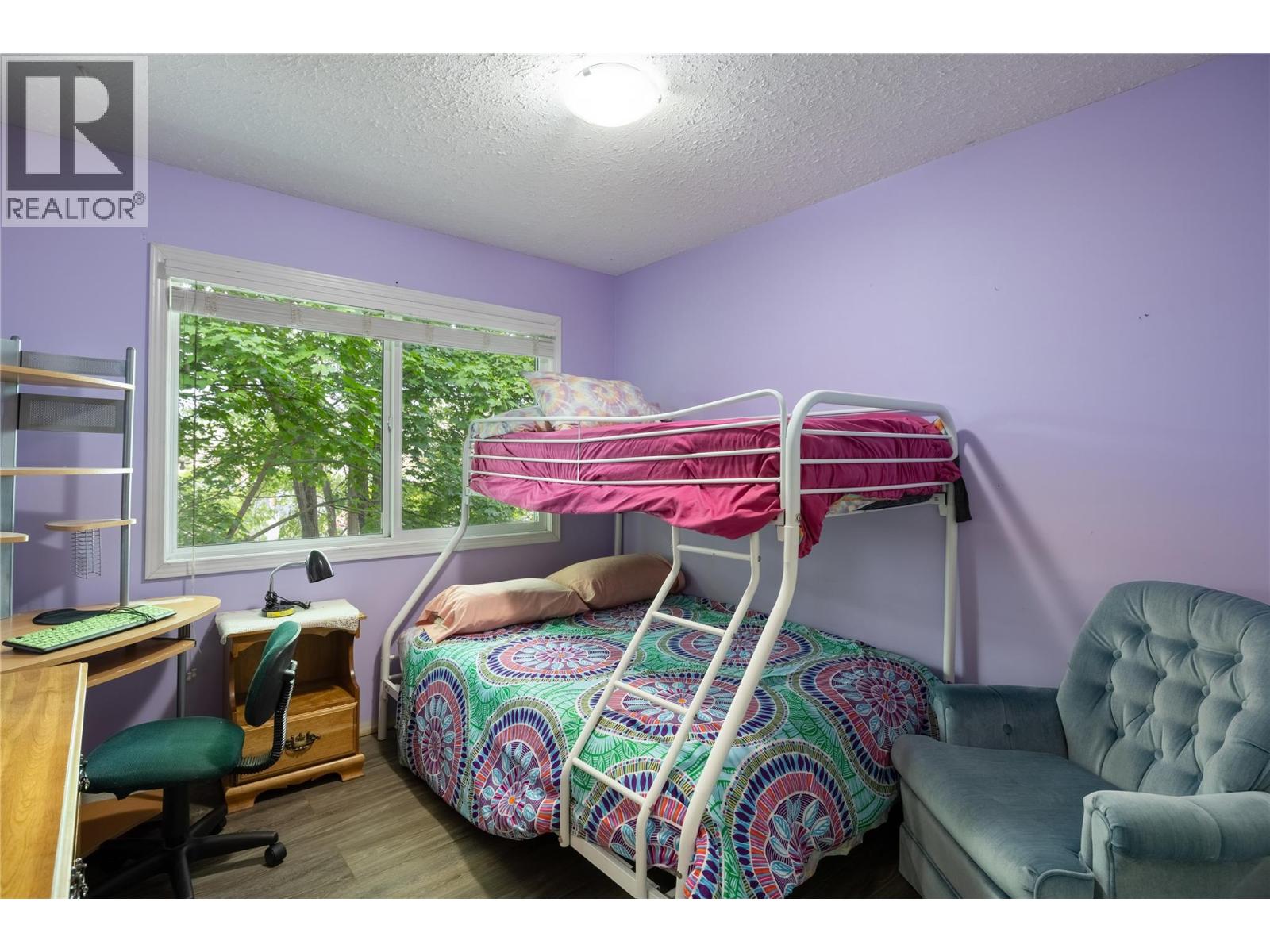 2904 24 Street - 32