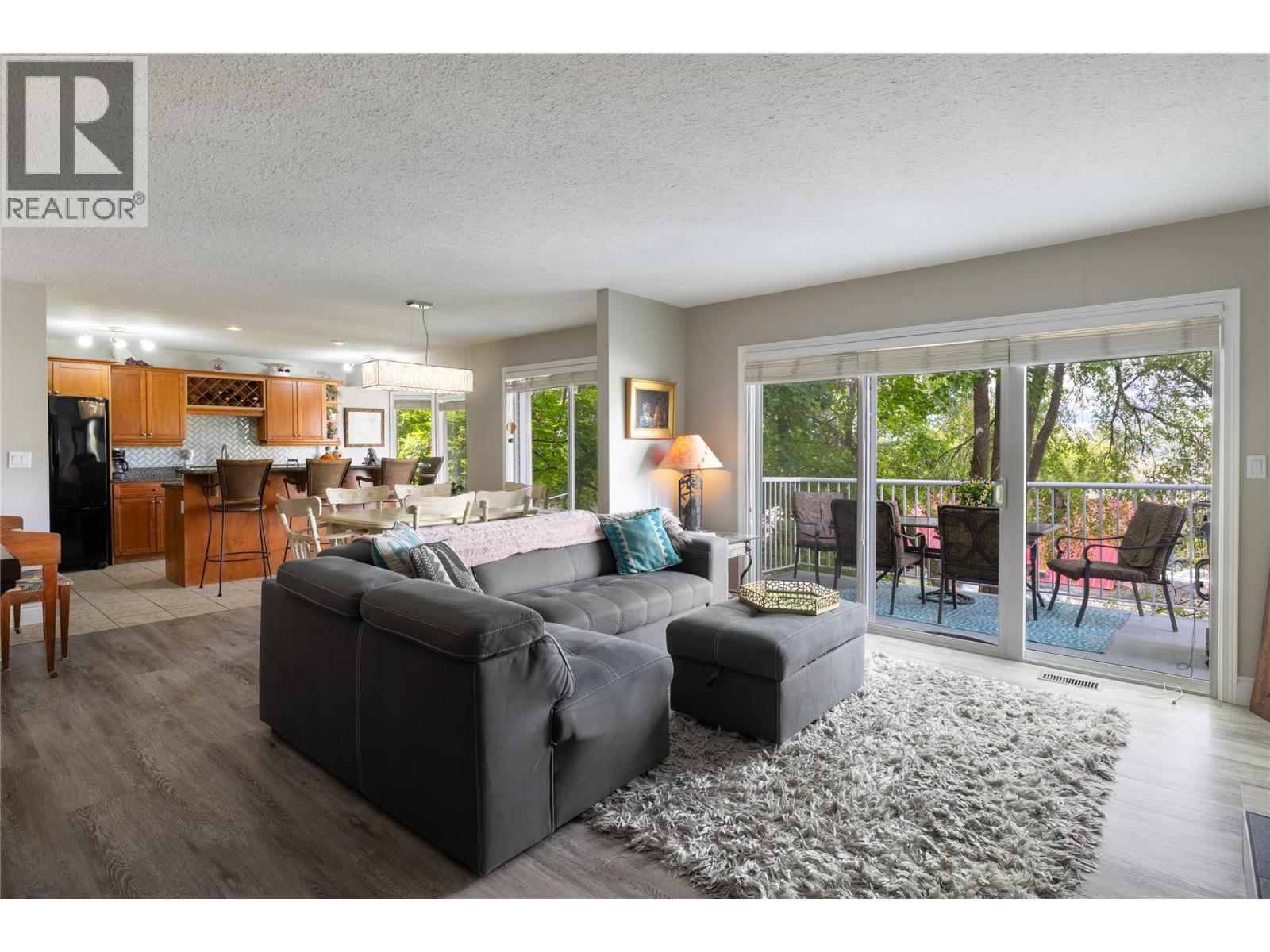 2904 24 Street - 12