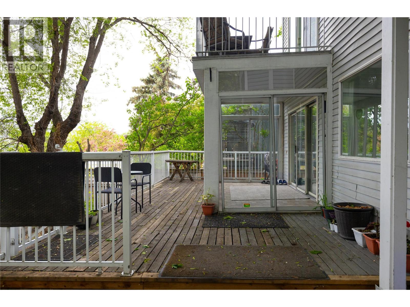 2904 24 Street - 42