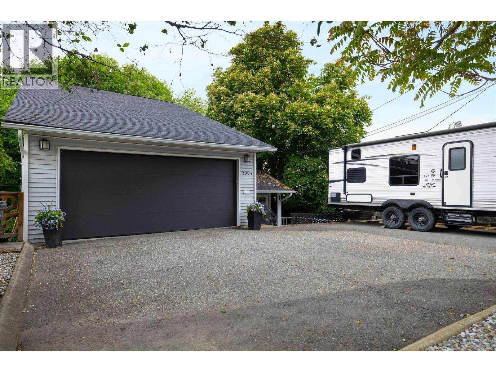 2904 24 Street - 3