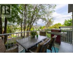3pc Ensuite bath - 2904 24 Street, Vernon, BC V1T4N2 Photo 13