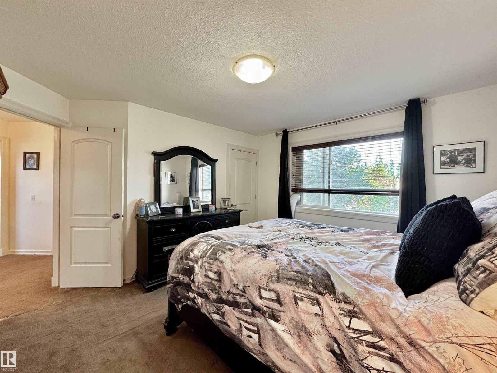 105 GREYSTONE CR - 29