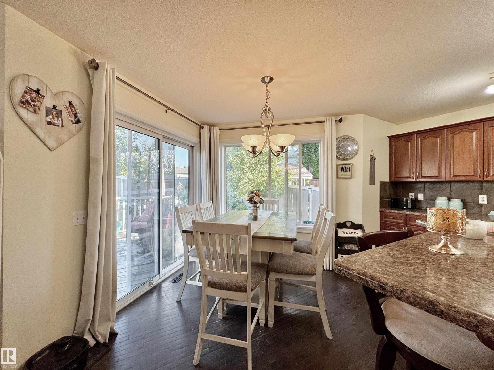 105 GREYSTONE CR - 19