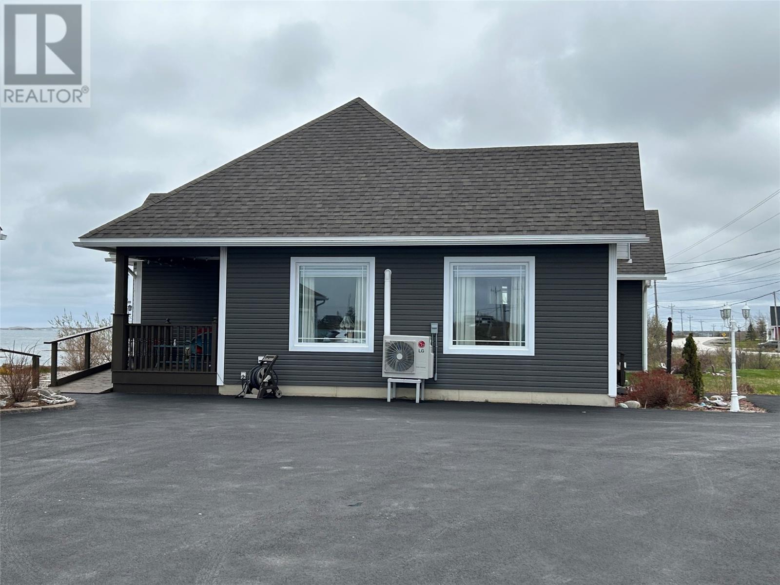 85 Main Road - 6