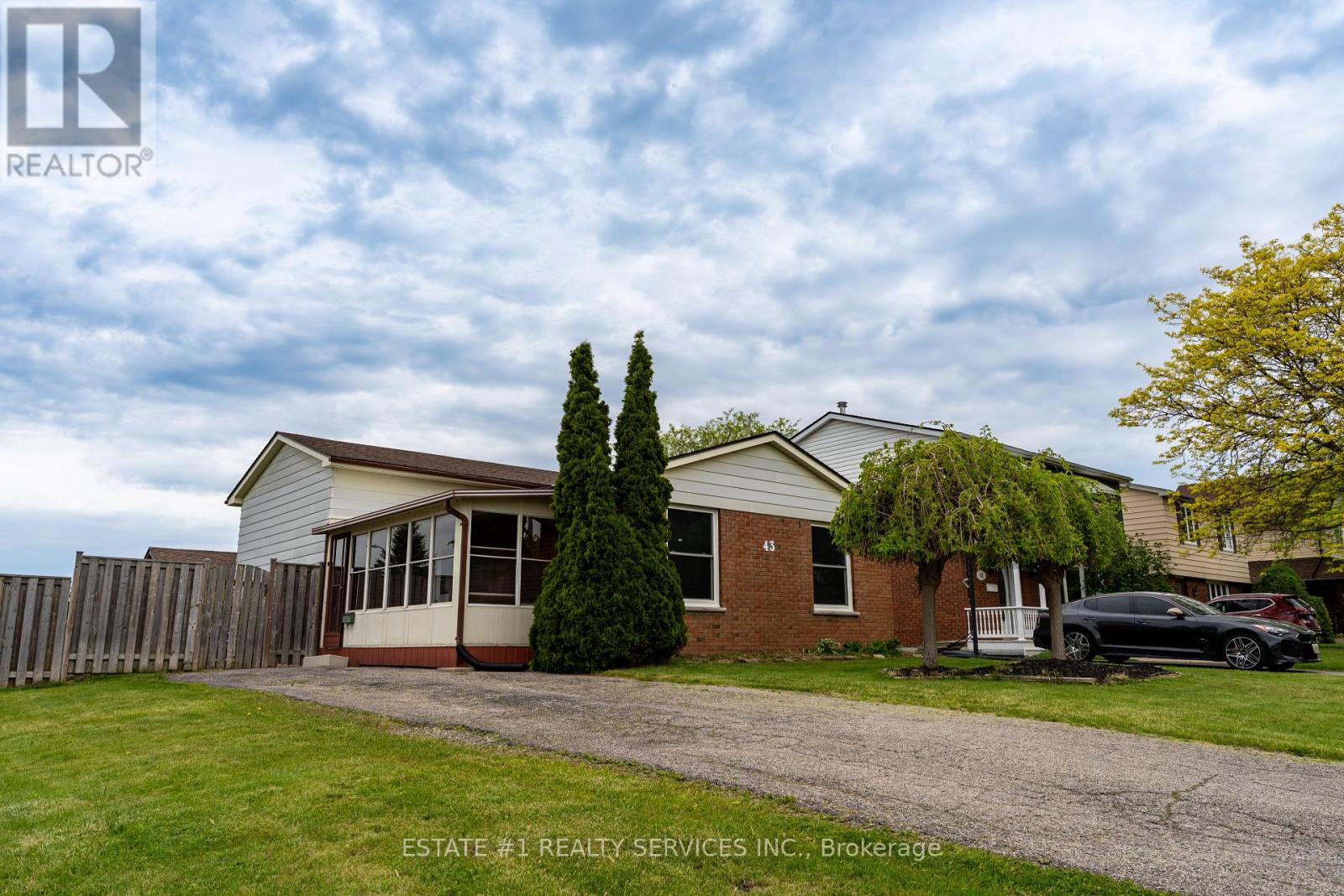 43 DYER STREET - 1