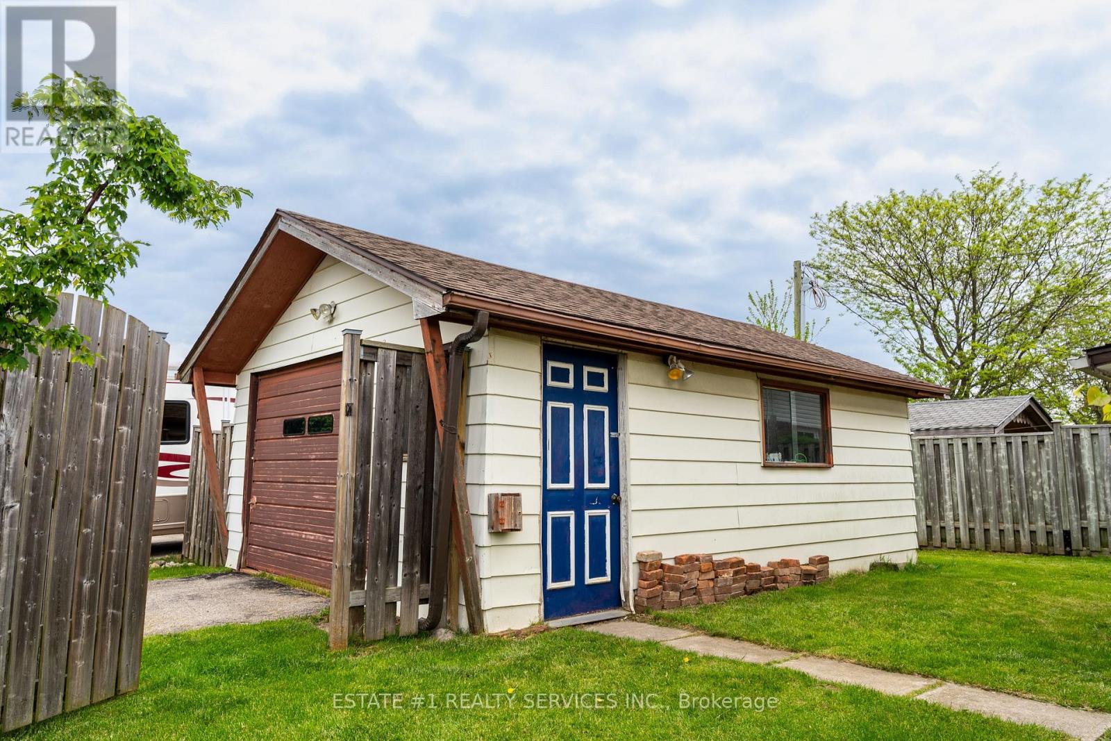 43 DYER STREET - 26