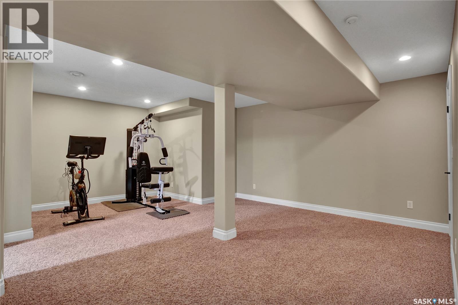 314 BEERLING CRESCENT — photo 33