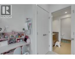 1002 3008 Glen Drive, Coquitlam, BC V3B0J5 Photo 23