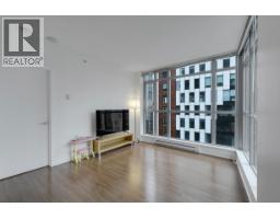 1002 3008 Glen Drive, Coquitlam, BC V3B0J5 Photo 6