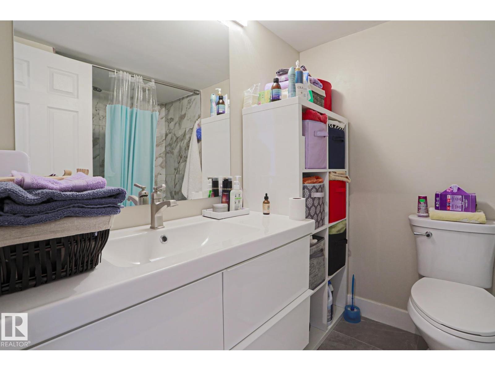 #20 8735 165 ST NW NW - 13
