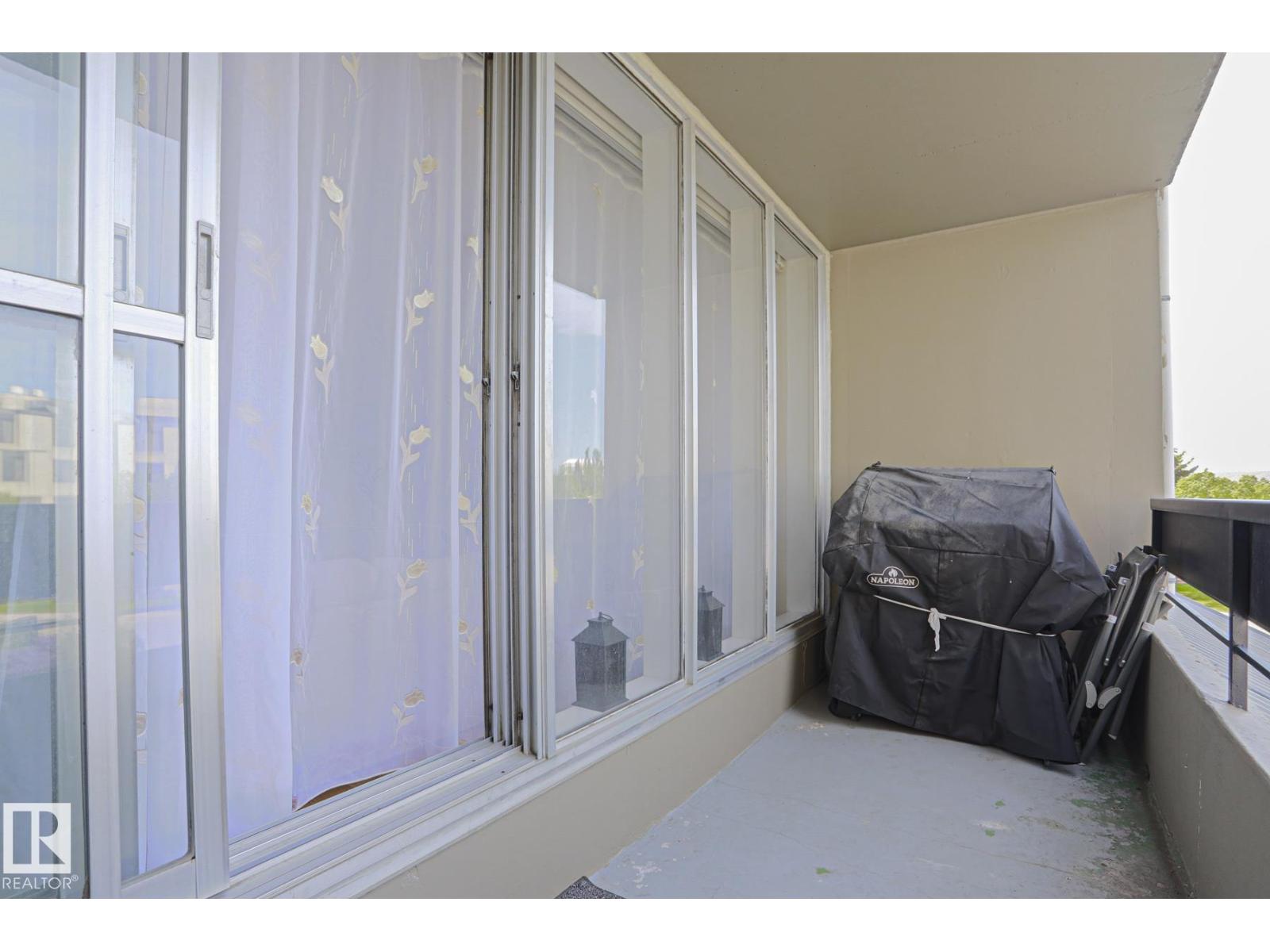 #20 8735 165 ST NW NW - 21