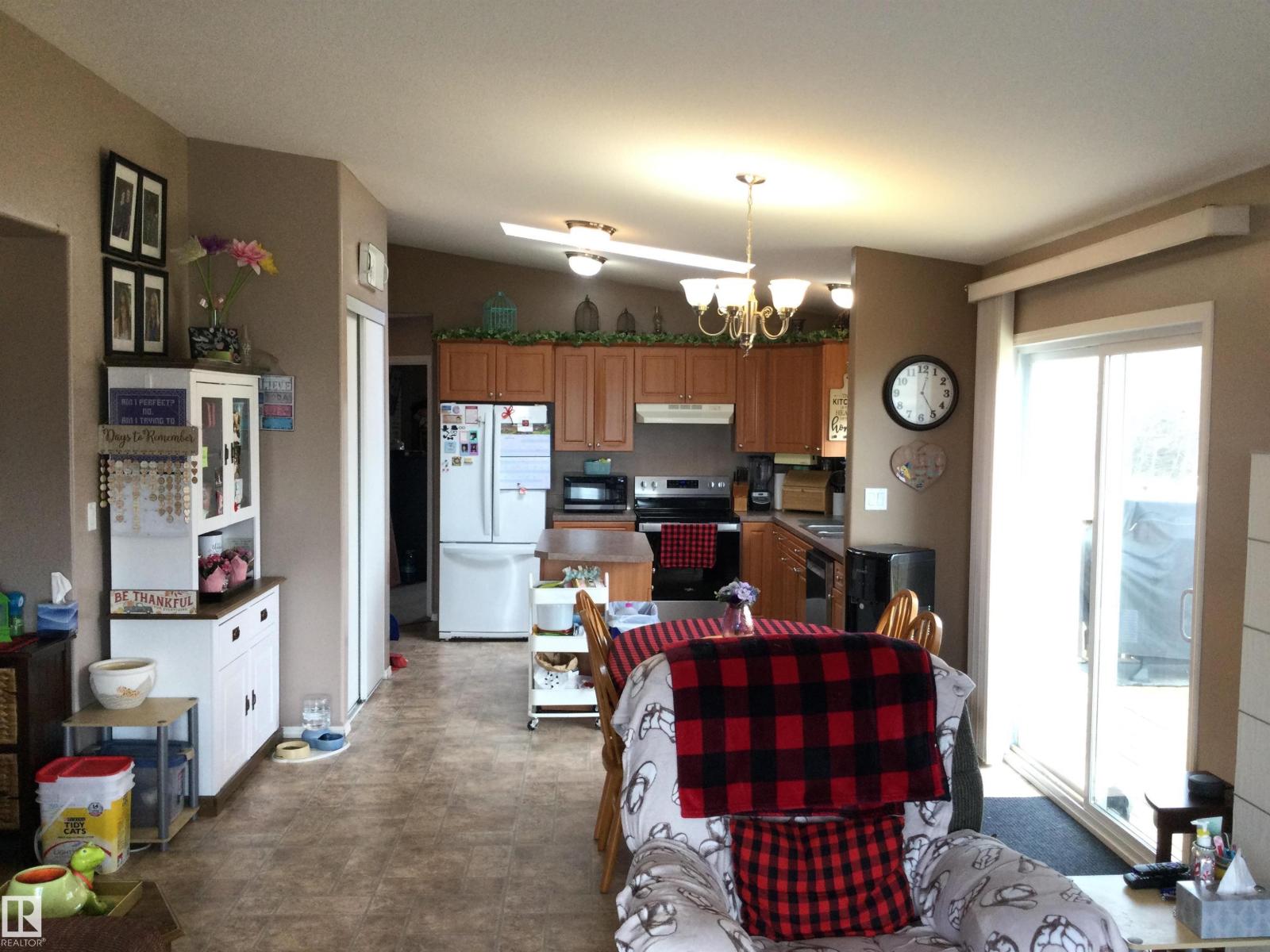 50027 Range Road 194 - 10