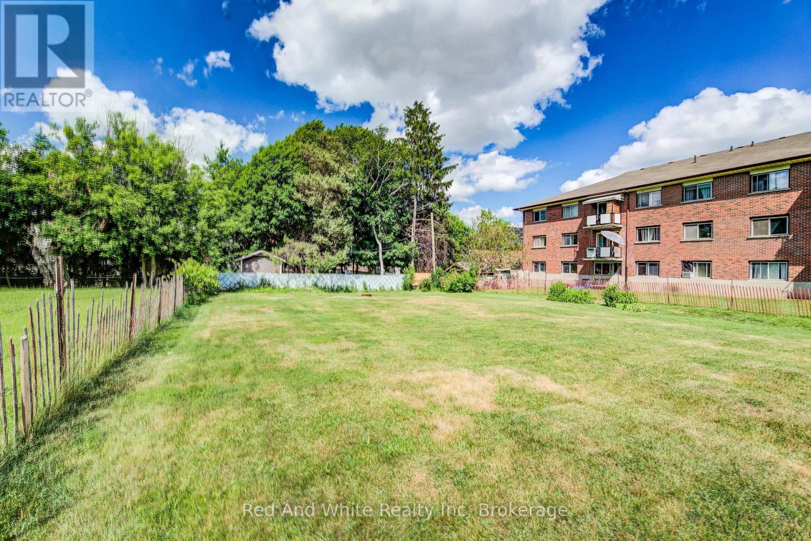 841 DUKE STREET - 33