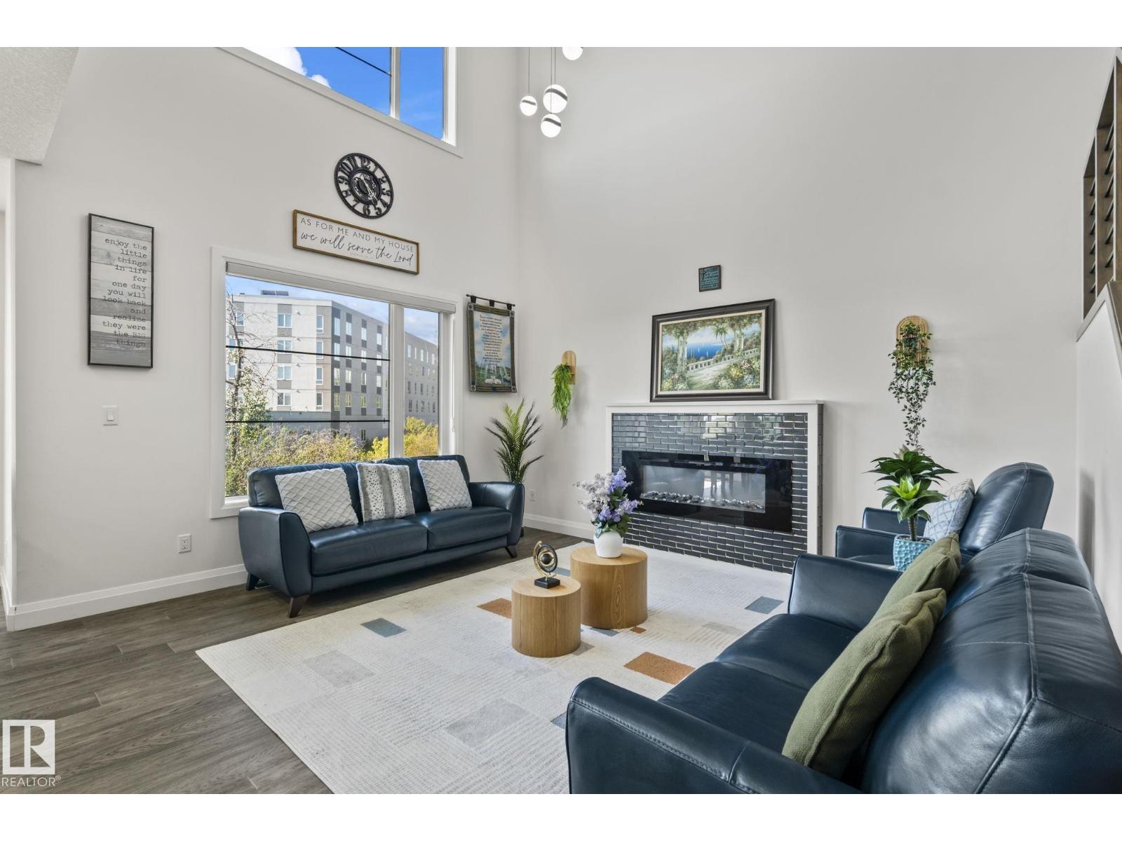 23 Elwyck gate - 12