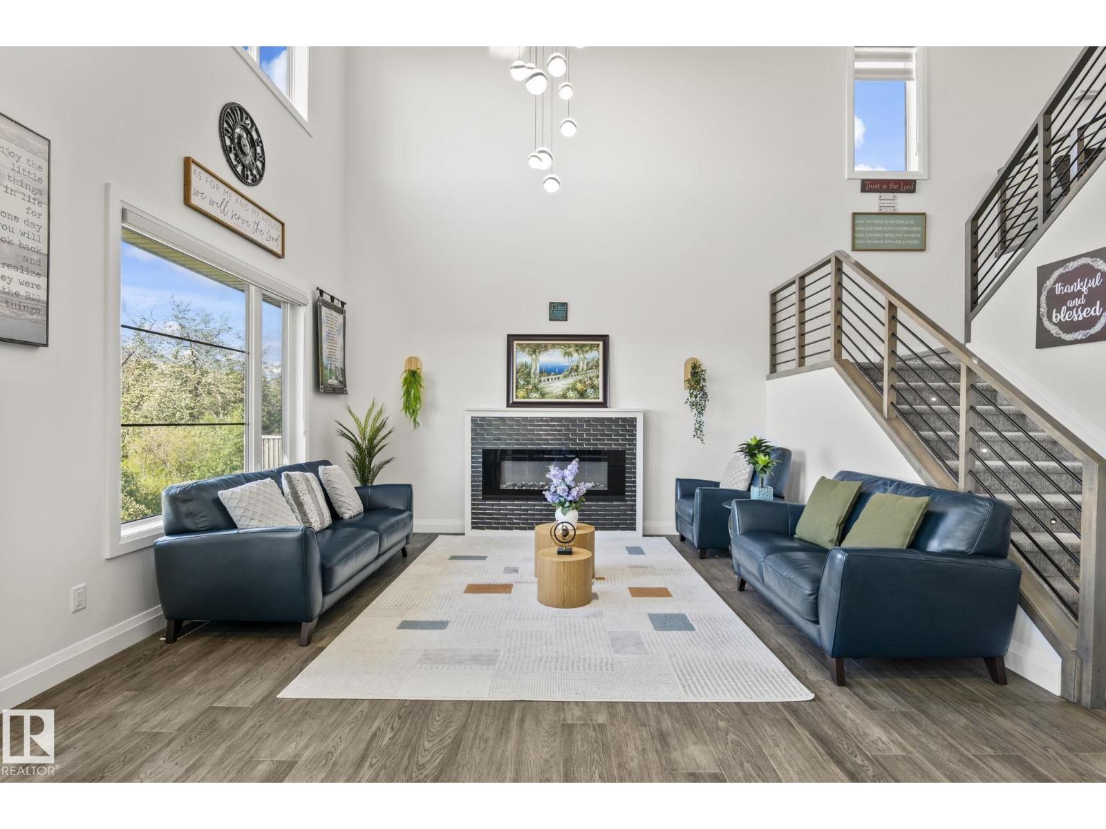 23 Elwyck gate - 11
