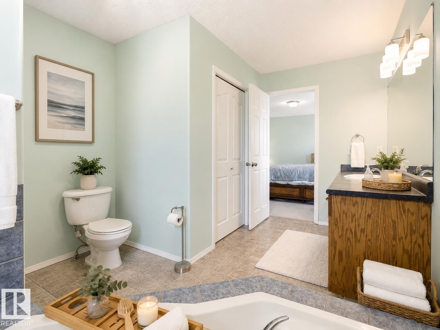 6014 48 AV — photo 21