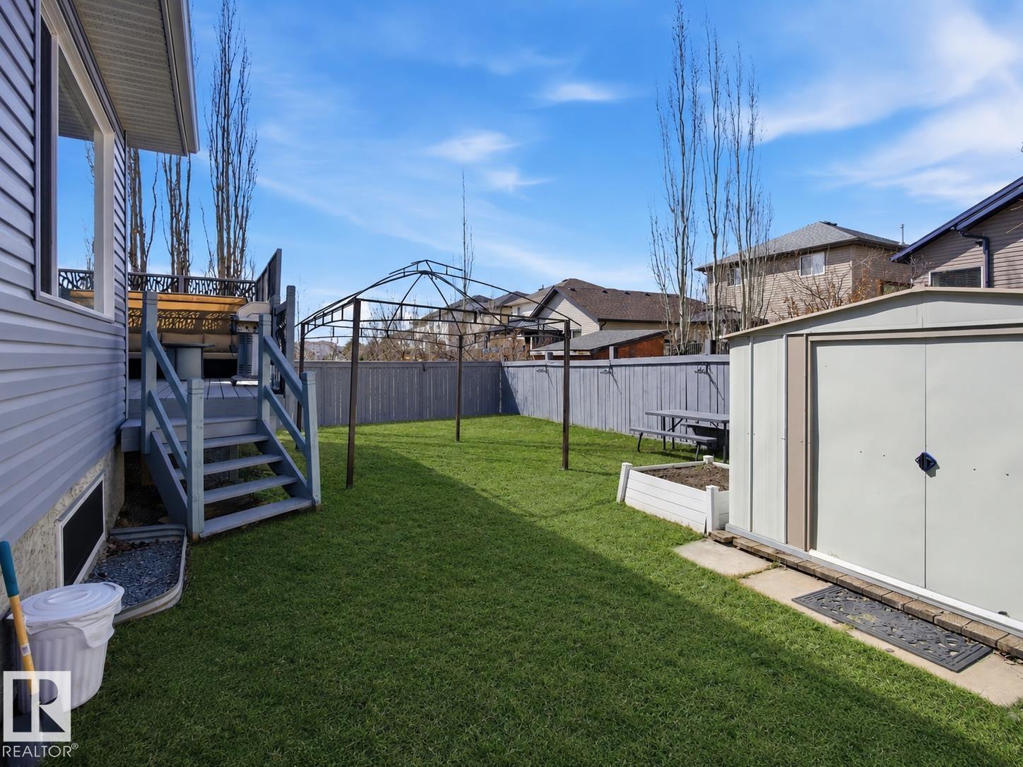 6014 48 AV — photo 32