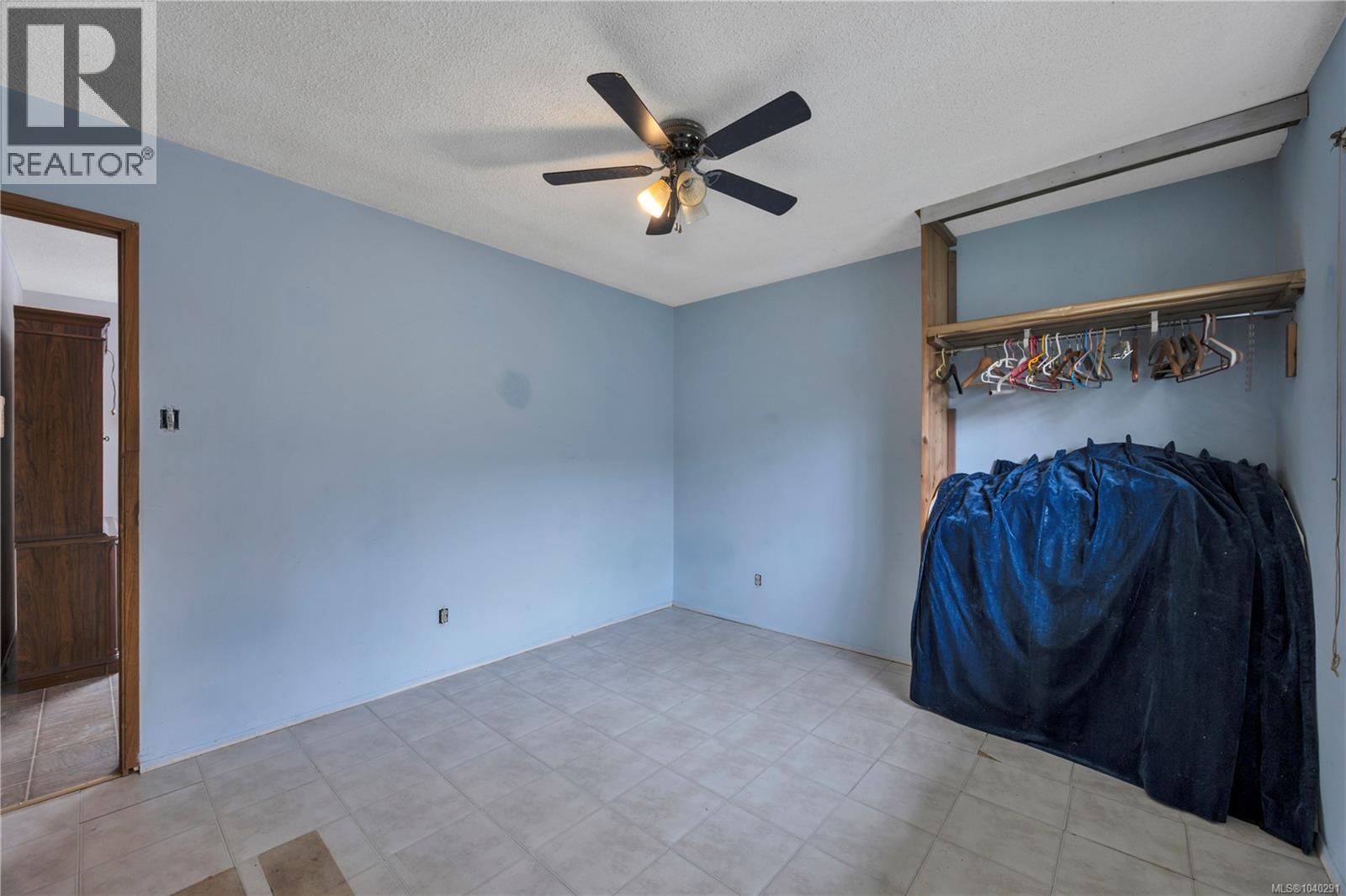 229 Irwin St - 12