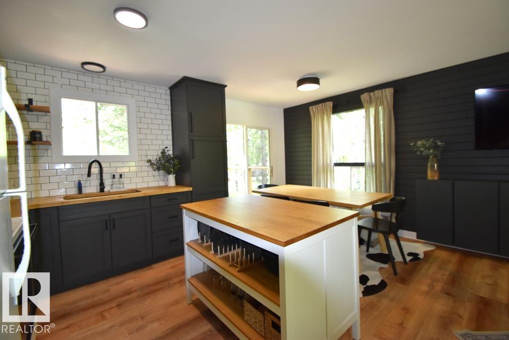 415 Sunset Road - 10