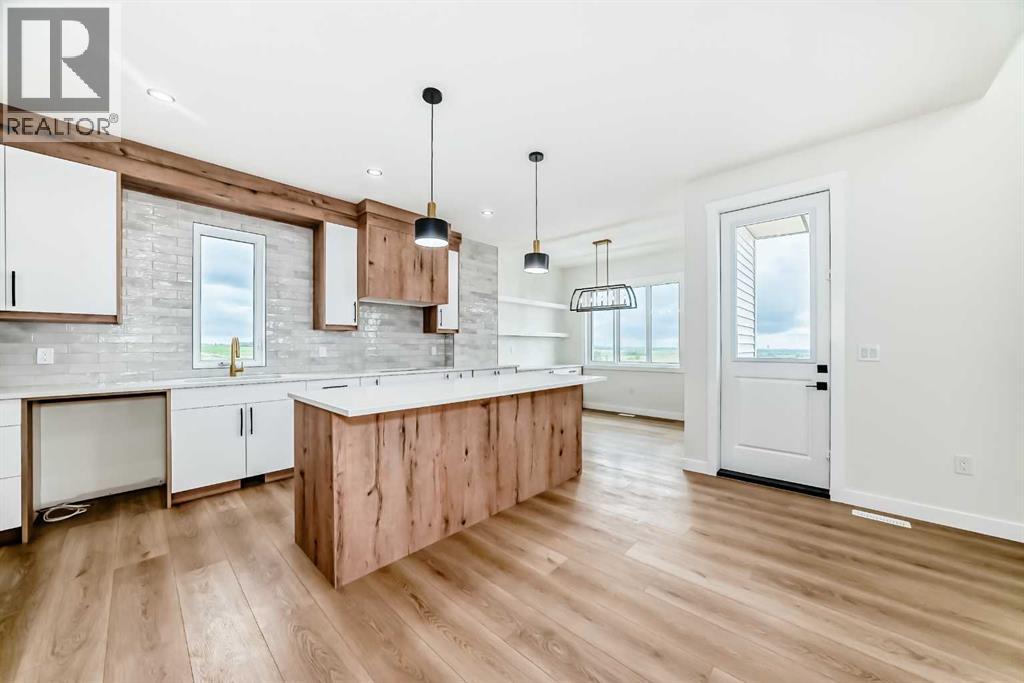 Kitchen / Dining