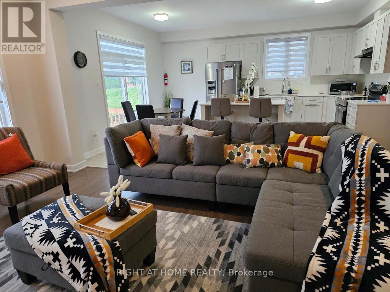 4 Bed, 3 Bath House for Rent in Ottawa – 2014 POSTILION STREET, Ottawa – MLS# X13443400 - Image 31