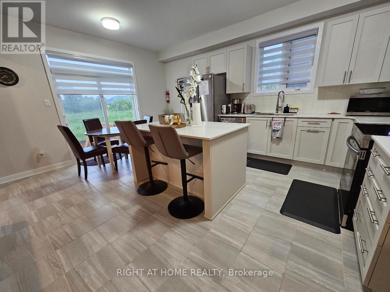 4 Bed, 3 Bath House for Rent in Ottawa – 2014 POSTILION STREET, Ottawa – MLS# X13443400 - Image 34
