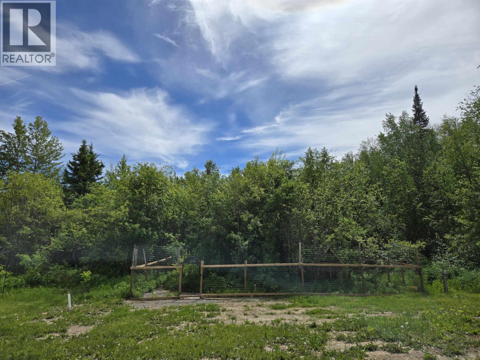 7575 UPPER FRASER ROAD - 25