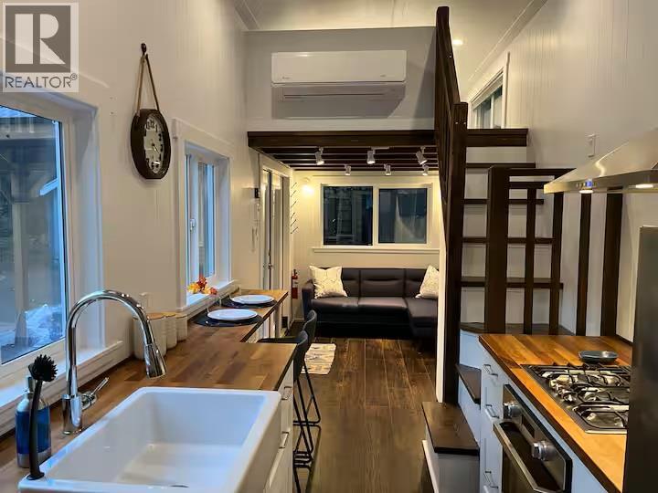 130 Kingfisher Road - Image 3